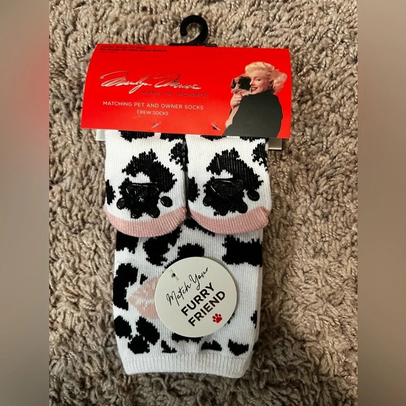 NWT Marilyn Monroe Matching Owner and Pet Socks - Picture 1 of 3